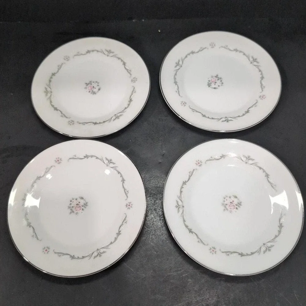 Signature Collection Petite Bouquet‎ Bread Plates, Set Of 4, Floral Tableware